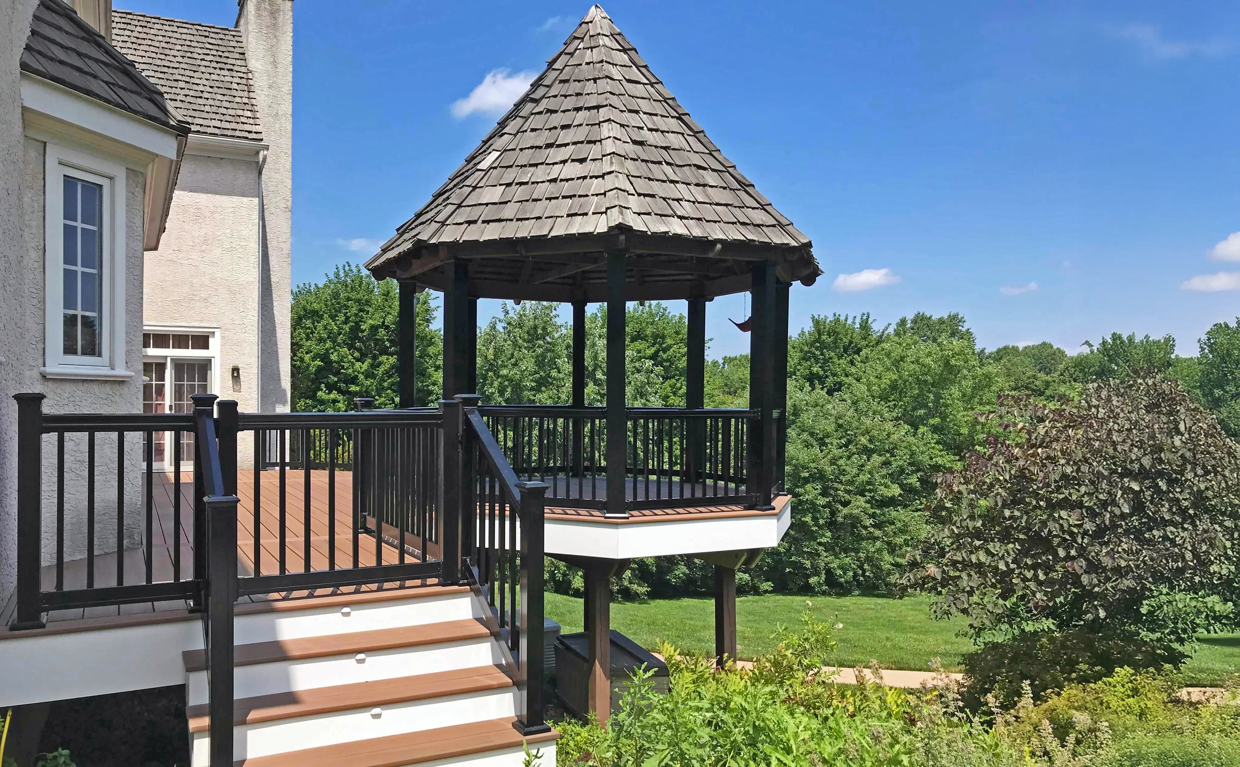 custom build gazebo in Pennsylvania by Smucker Exteriors