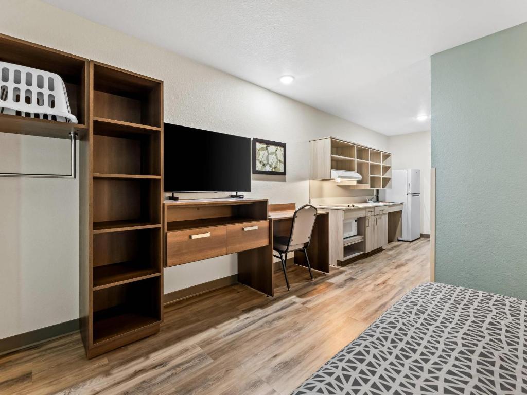 New construction hotel for sale in Alabama