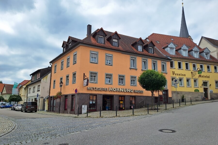 Außenansicht Filiale am Steinertsplatz