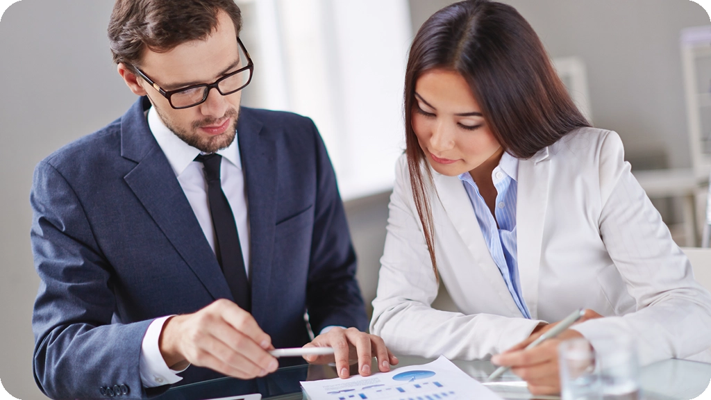 Deux auditeurs financier - BSB