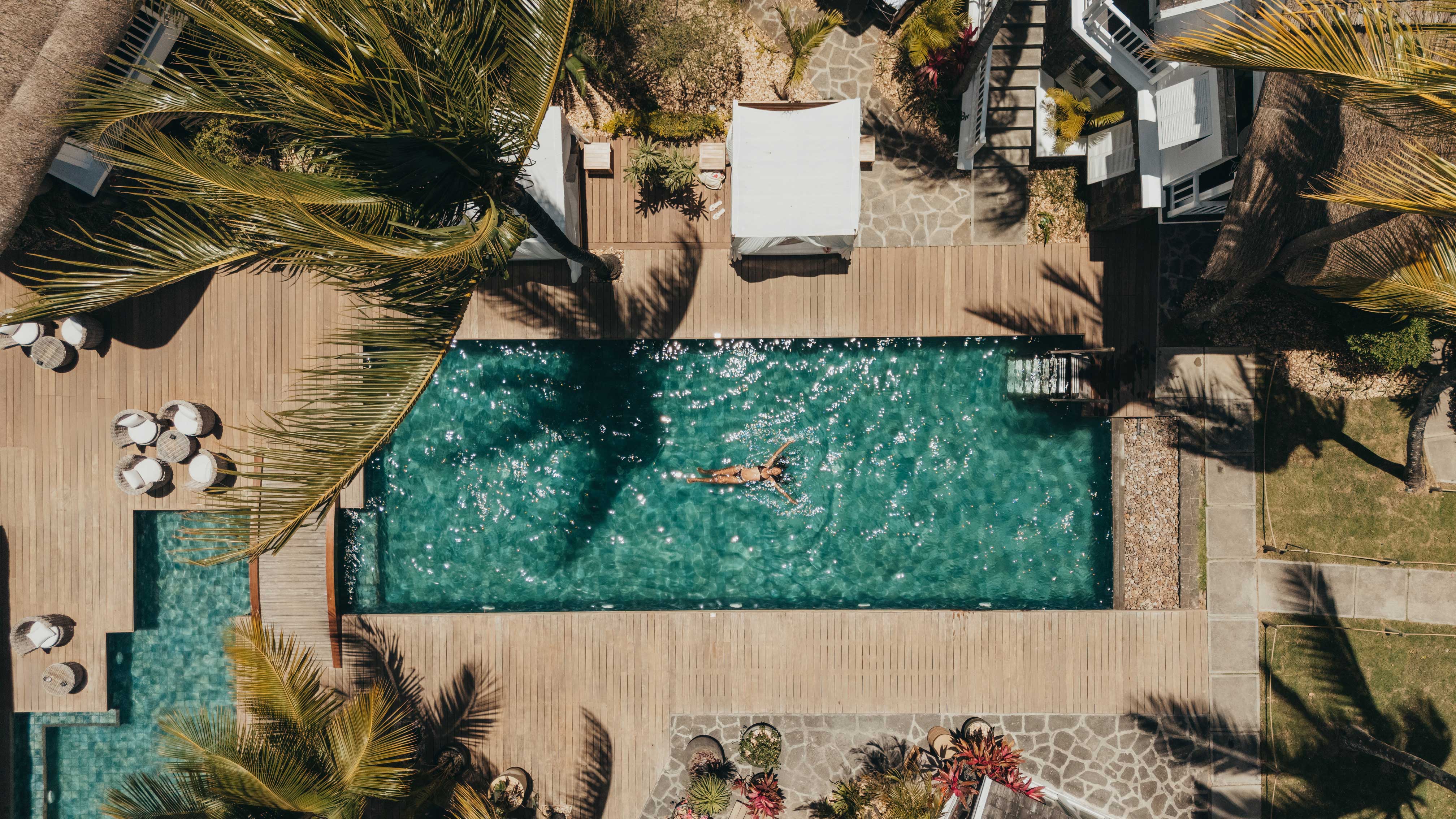 Sky view of the hotel pool 20 Degrés Sud