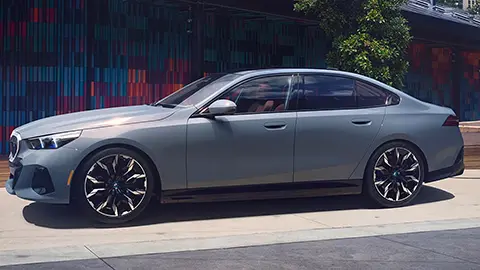 BMW i5 side profile