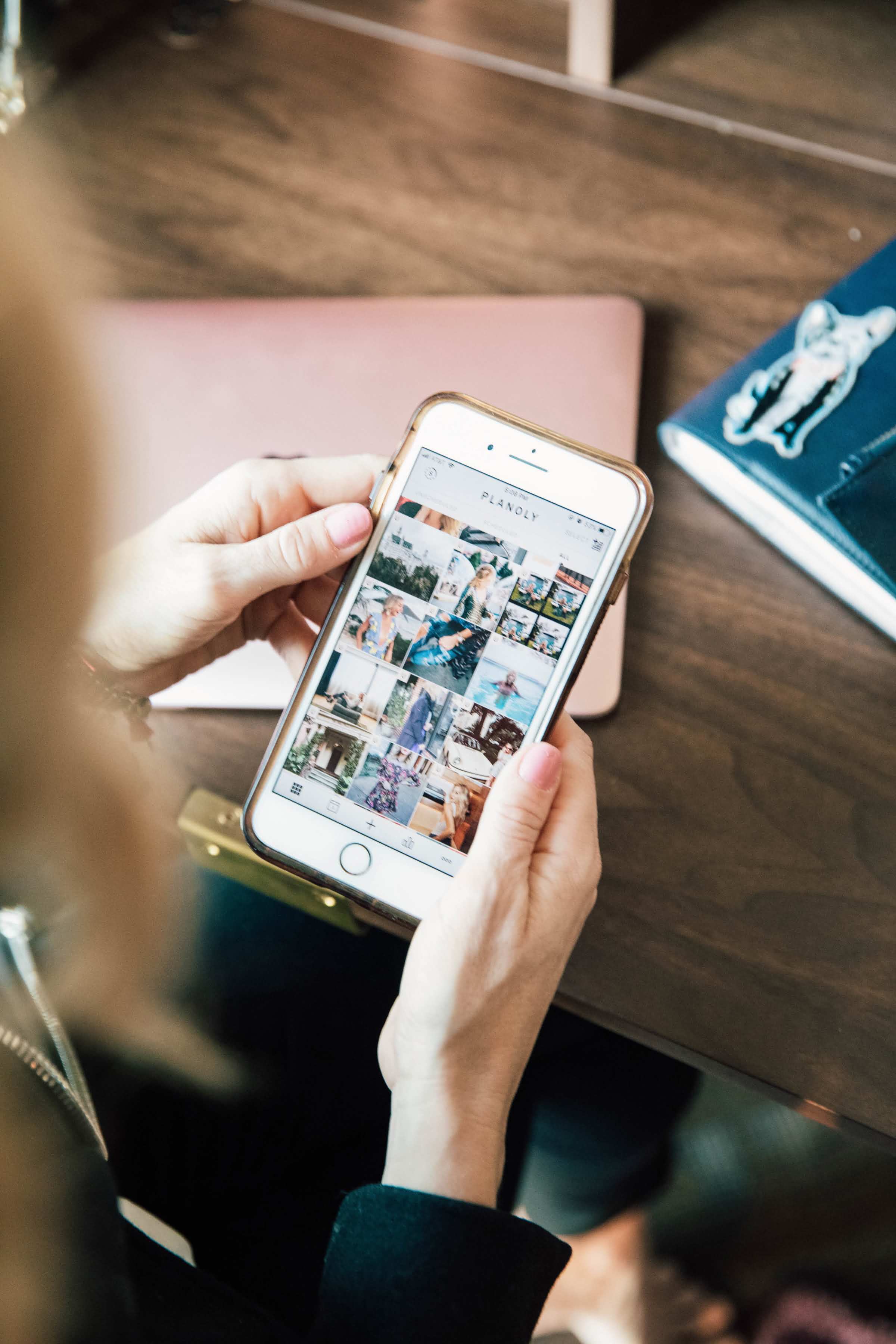 PLANOLY-PHONE_-2