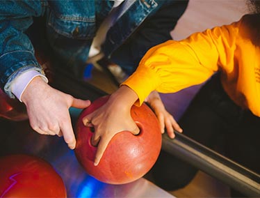 15 bowling fundraiser ideas to raise thousands of dollars