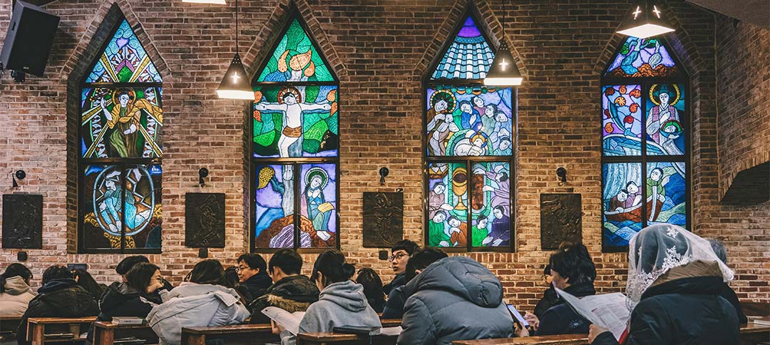 50 Fundraiser ideas for churches to boost giving in 2025