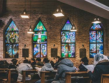 50 Fundraiser ideas for churches to boost giving in 2025