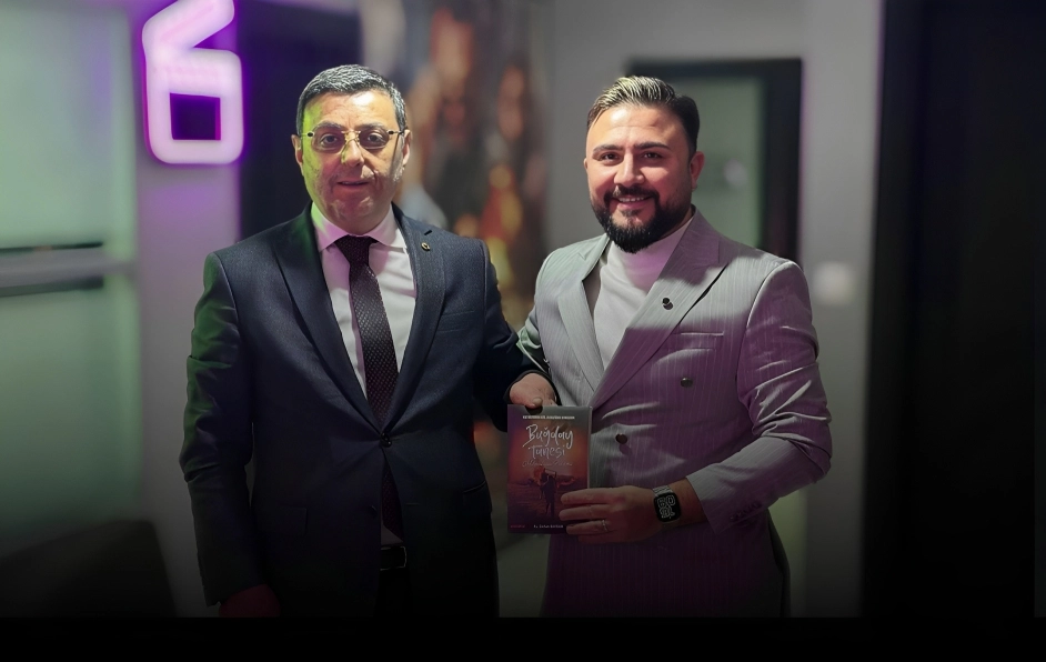 Haber National Yönetim Kurulu Başkanı, Onur Yaprakcı ile bir araya gelen Bayram, Yaprakcı’ya “Buğday Tanesi” adlı kitabını hediye etti. 