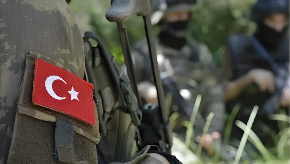 Milli Savunma Bakanlığı, bölücü terör örgütü mensuplarının saldırısı sonucu Piyade Teğmen Eril Alperen Emir’in şehit olduğunu açıkladı.
