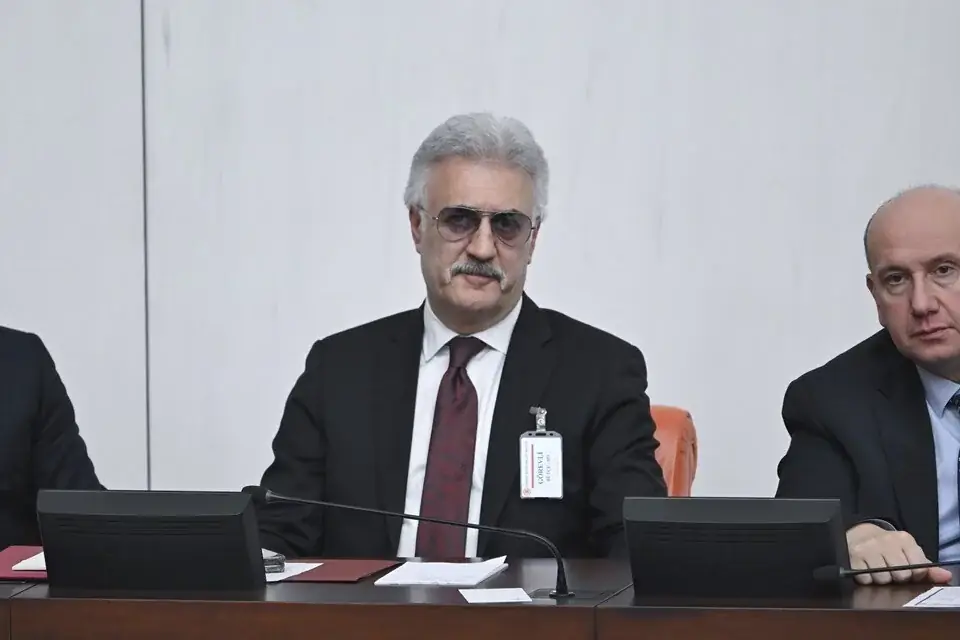 Devlet Tiyatroları Genel Müdürü Tamer Karadağlı, Meclis'te Kültür ve Turizm Bakanlığı 2024 yılı bütçe görüşmelerini izledi.