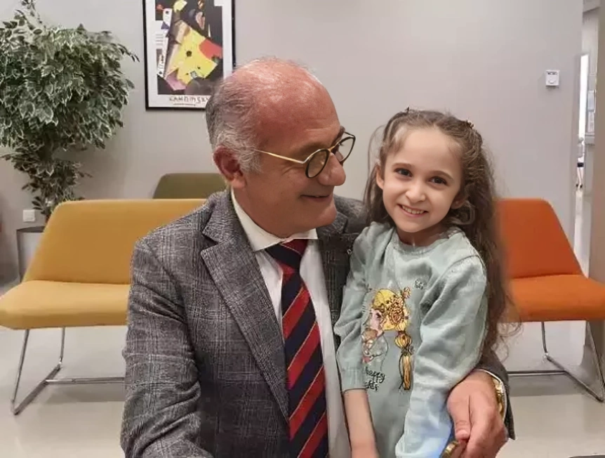 Henüz anne karnındayken kalbinde tümör olduğu tespit edildi. Doktorlar, "İleride kalp naklinden başka çaresi olmayacak" dedi.