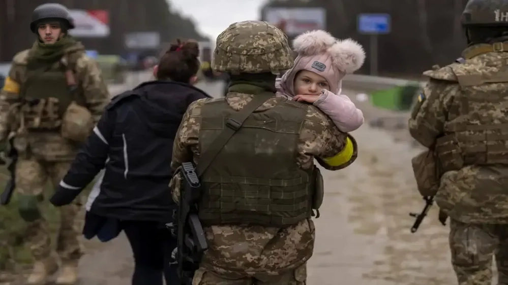 Ukrayna Devlet Başkanı Valdimir Zelenskiy, Rusya-Ukrayna Savaşı’nda bugüne kadar en az 31 bin Ukraynalı askerin hayatını kaybettiğini açıkladı.
