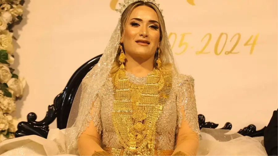 Şanlıurfa'da İzol aşireti mensubu Mehmet Aydınlık ile bankacı Ayşegül Altuner hayatlarını birleştirdi