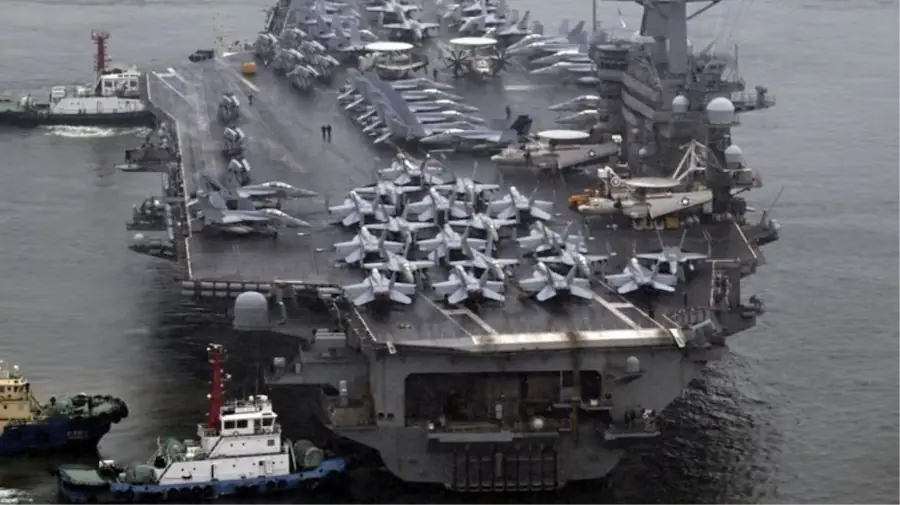ABD'nin nükleer enerjili uçak gemisi USS Theodore Roosevelt, İran kıyılarından sadece 10 km (6,2 mil) uzaklıktaki Hürmüz Boğazı'na ulaştı