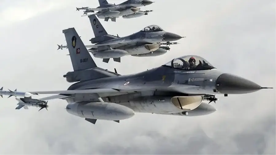 Türk Silahlı Kuvvetleri'nin Irak'ın kuzeyine düzenlediği hava harekatında PKK terör örgütüne ait 20 hedef imha edildi