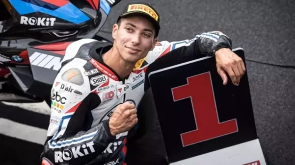 Toprak Razgatlıoğlu, İspanya'da yapılan 2024 Dünya Superbike Şampiyonası'nın ilk yarışında ikinci oldu ve puanını 493'e çıkararak 2. kez dünya şampiyonu oldu