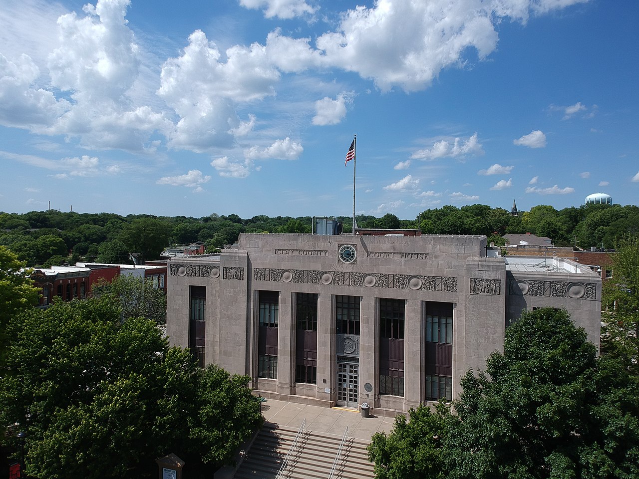 Historic Clay Courthouse large tall grey building in Liberty, MO