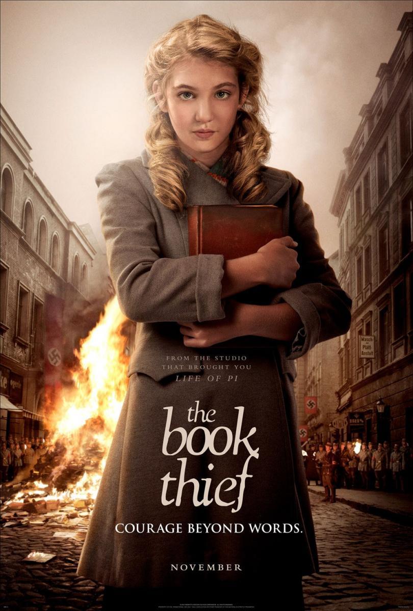 Afiche de La ladrona de libros (The Book Thief), de Brian Percival