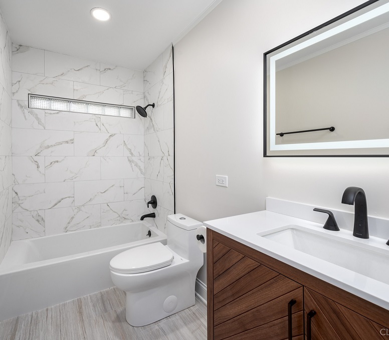 SenkusBuild bathroom renovation project in Crystal Lake, IL
