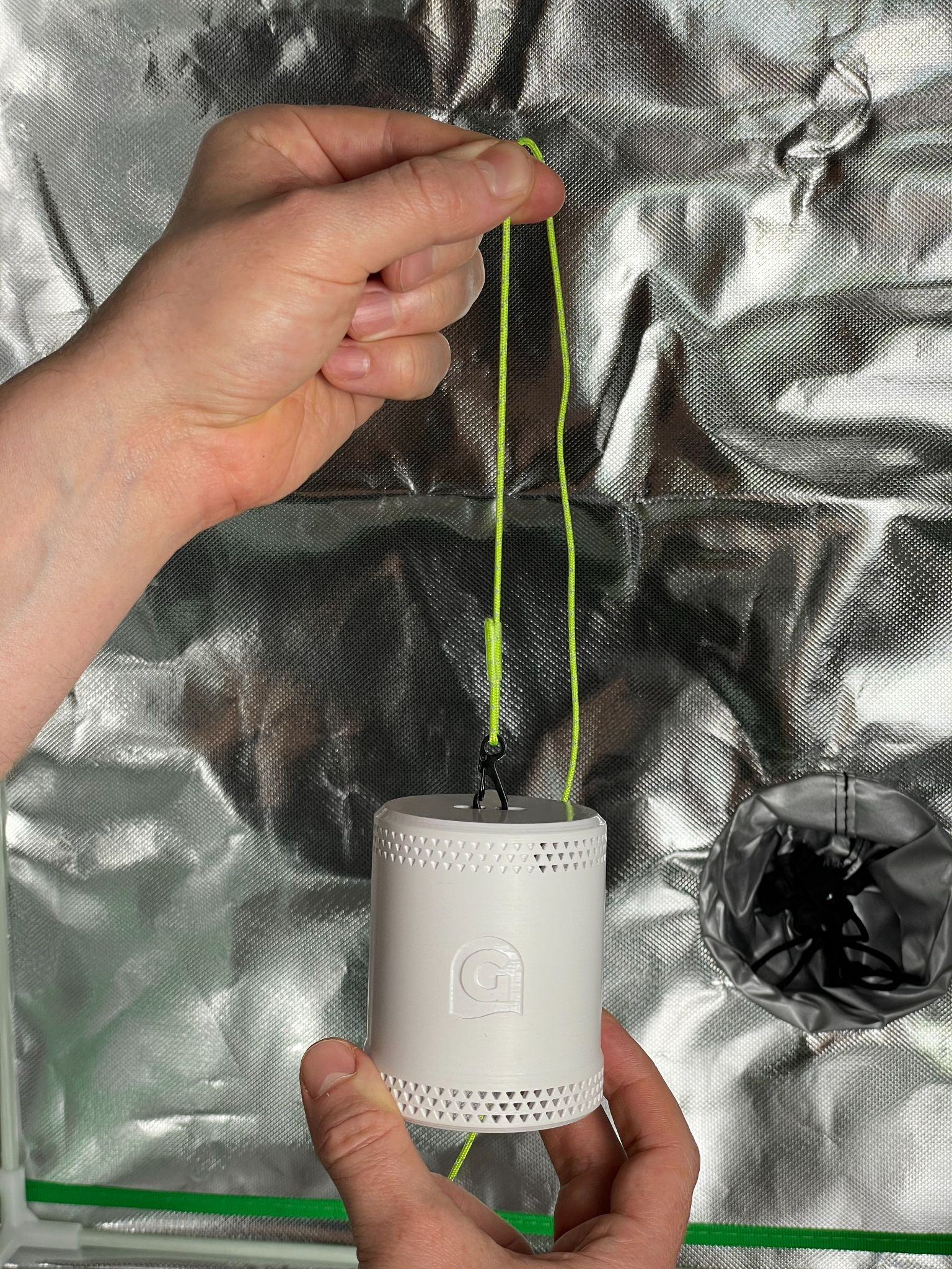 5 Sensor hanging from paracord