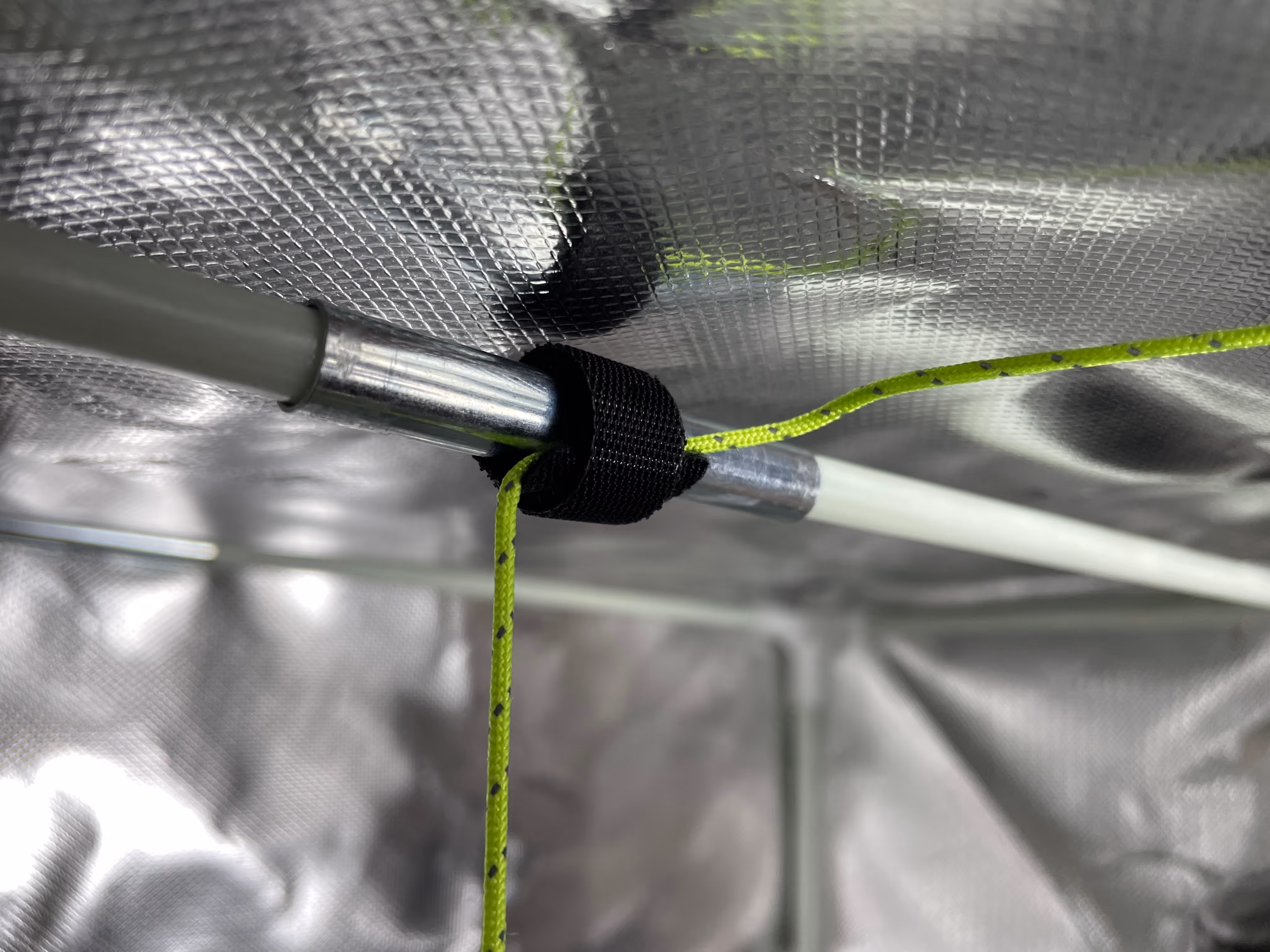 simple, secure Grow. sensor hanging system