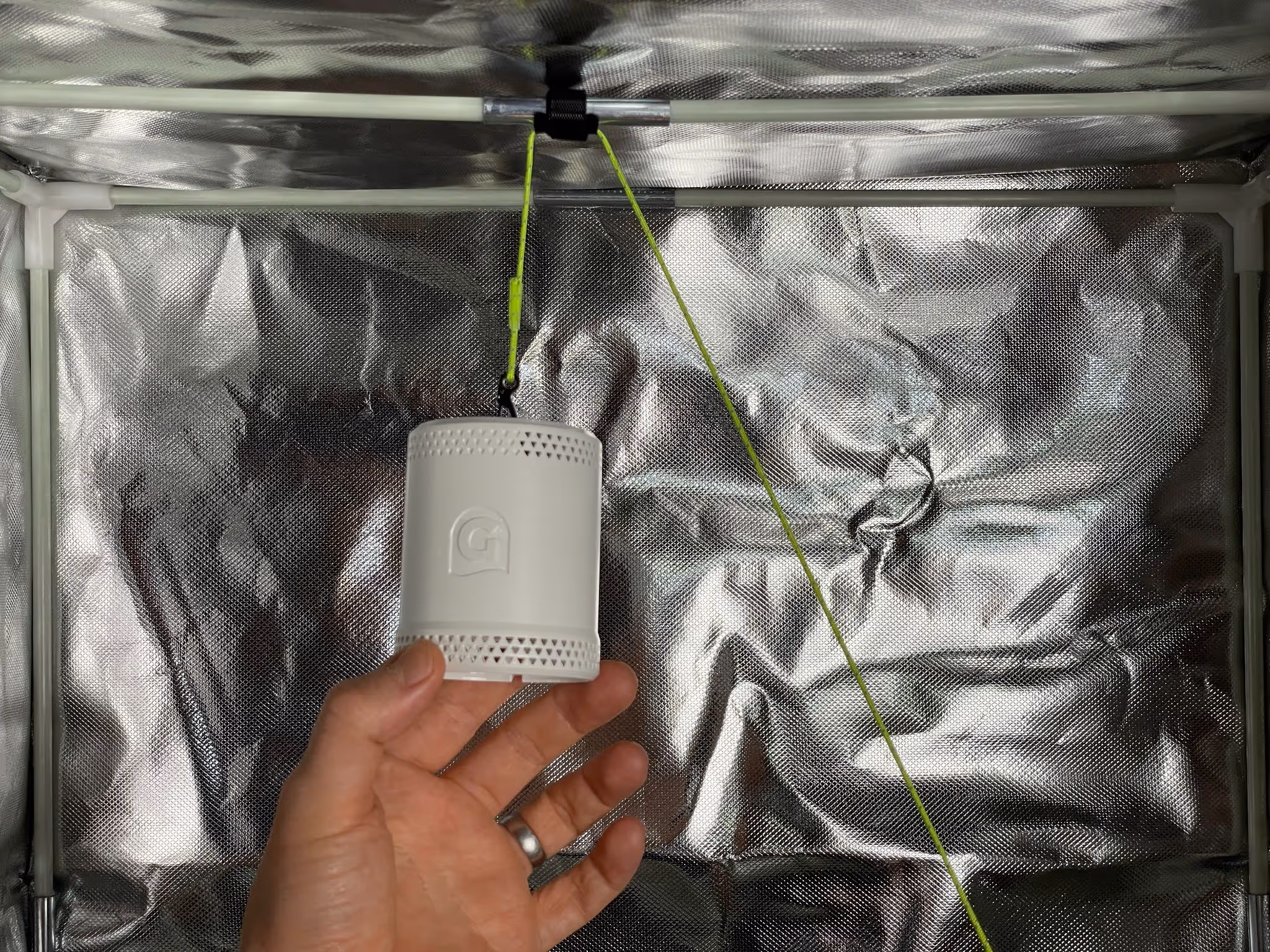 10 Sensor is now securely hung