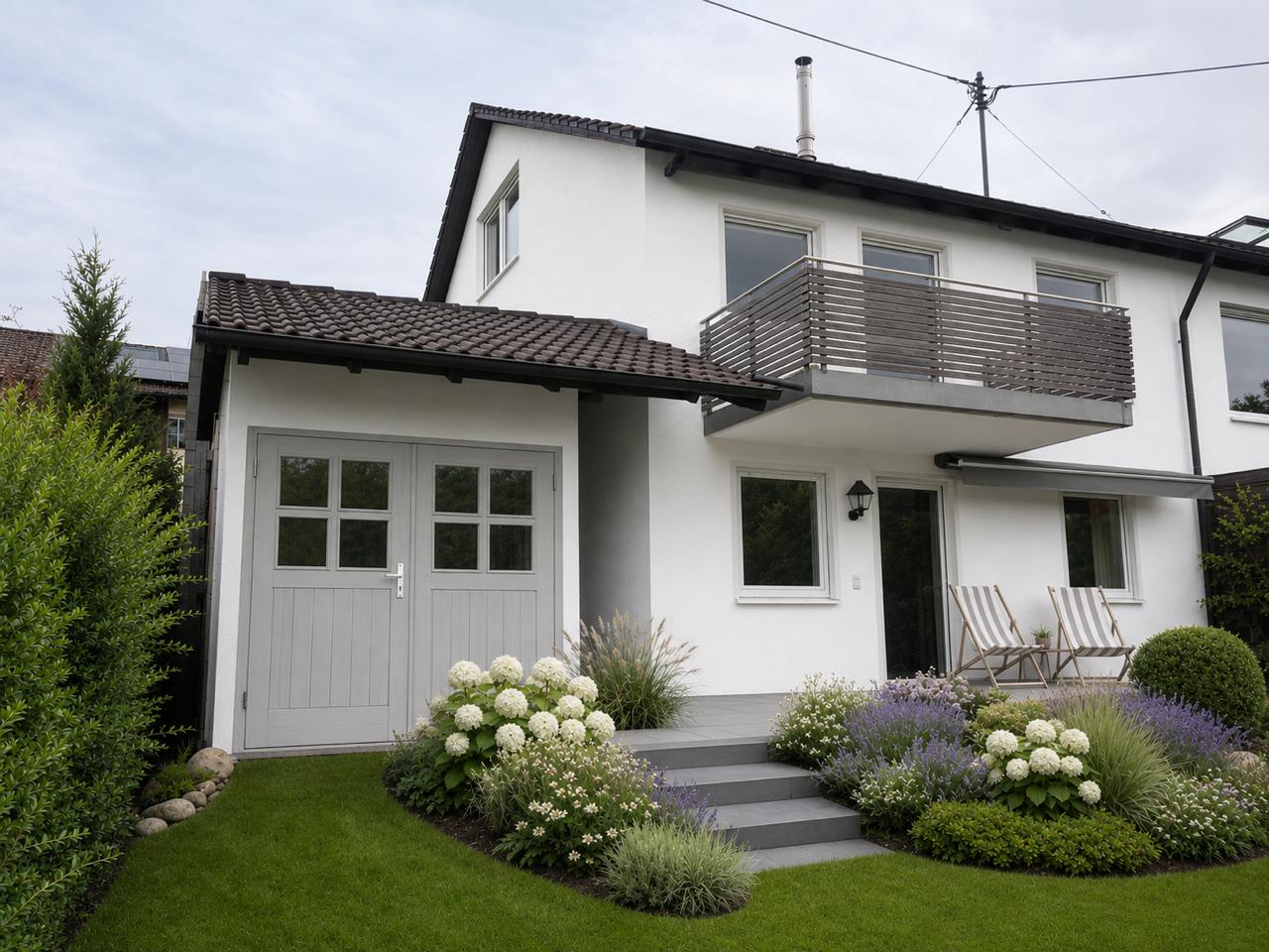 Hübsche Doppelhaushälfte mit Südgarten und großem Gestaltungspotential
