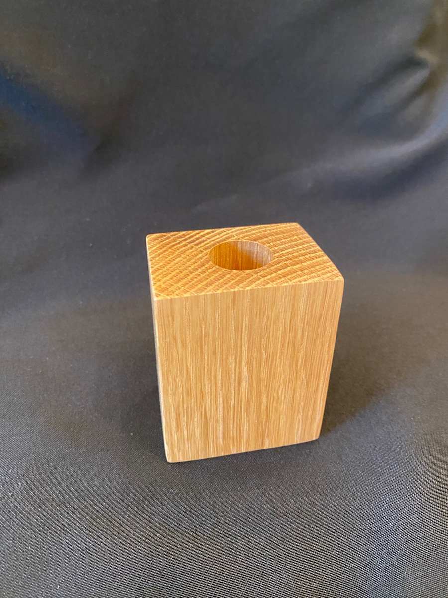 “WHITE OAK WOOD BASE - BOTTLE STOPPER”