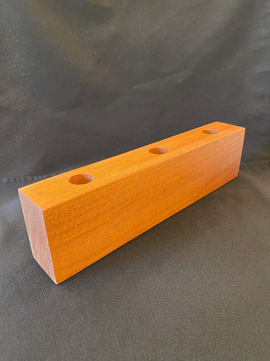 “MAHOGANY WOOD BASE - TRIPLE BOTTLE STOPPER”