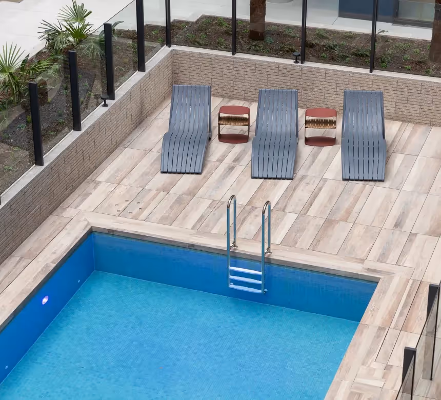 KST Heated outdoor pool
