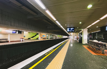 Box Hill Station 