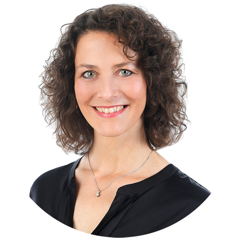 Portraitfoto von Daniela Paffhausen, Leiterin Marketing der Bad Honnef AG