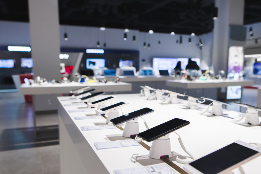 Driving Consistency Across a Shifting Retail Telecom Footprint