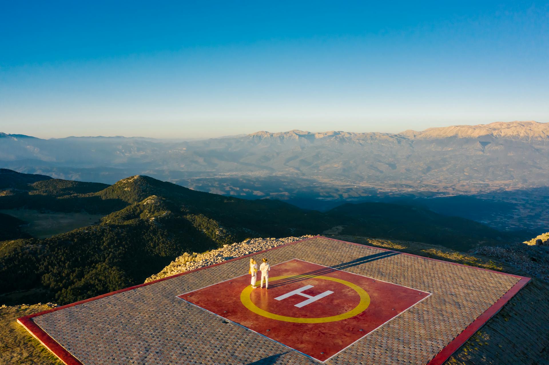 Building a Helicopter Landing Zone: Requirements, Permits, and Best Practices