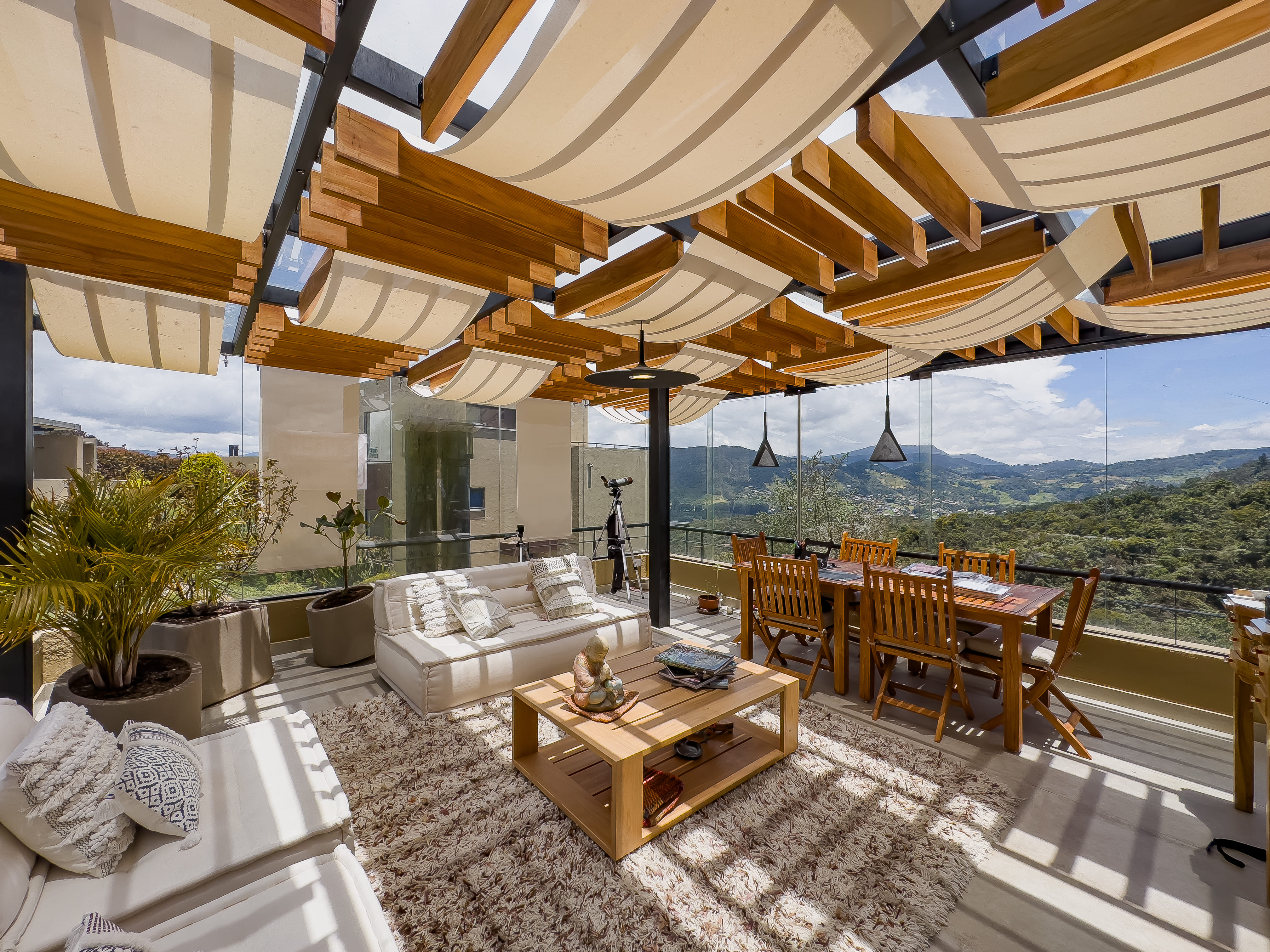 Casa con terraza a la venta, en Arboretto (La calera).