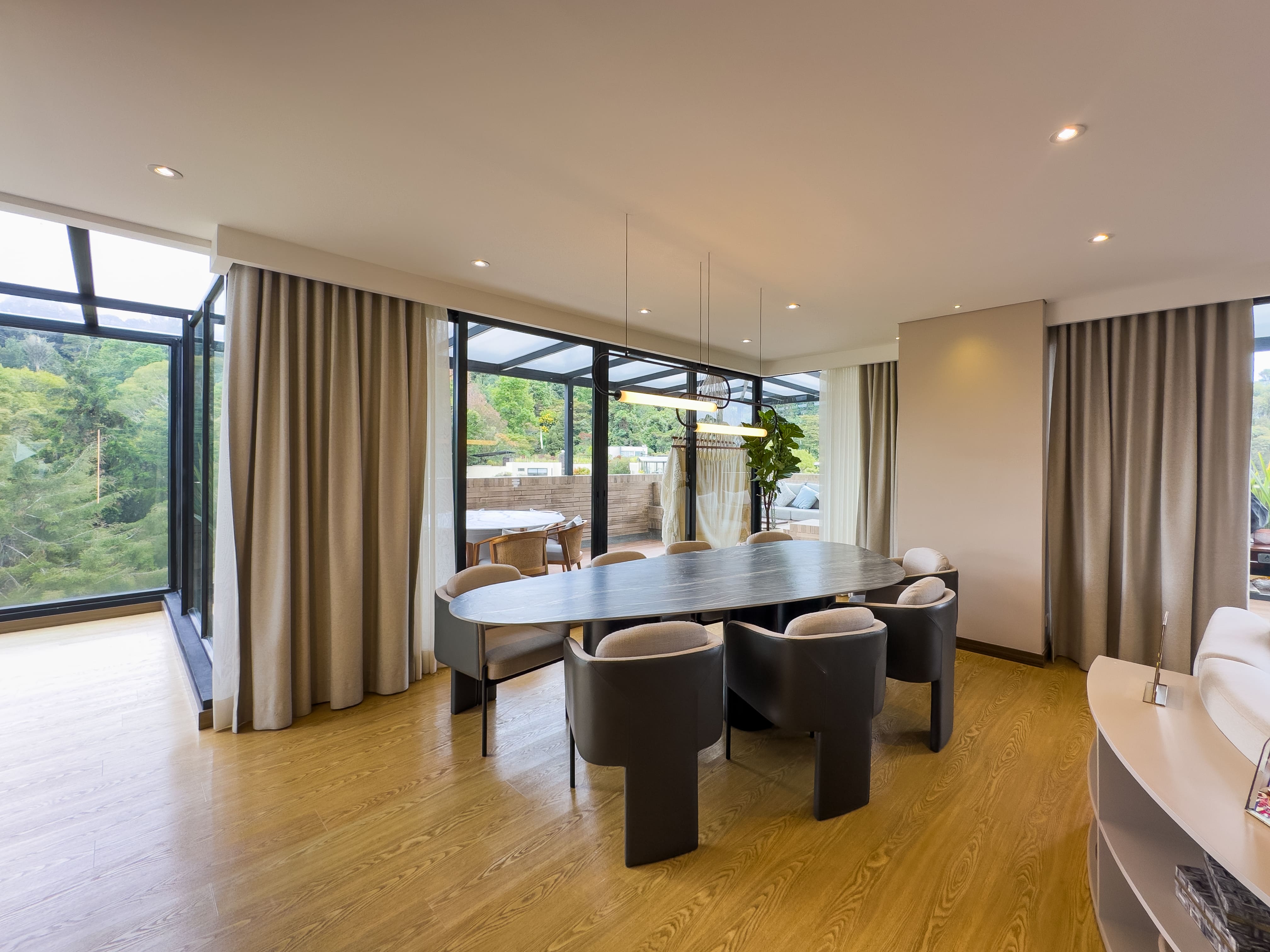 Penthouse con terraza a la venta, en Cerros de Suba.