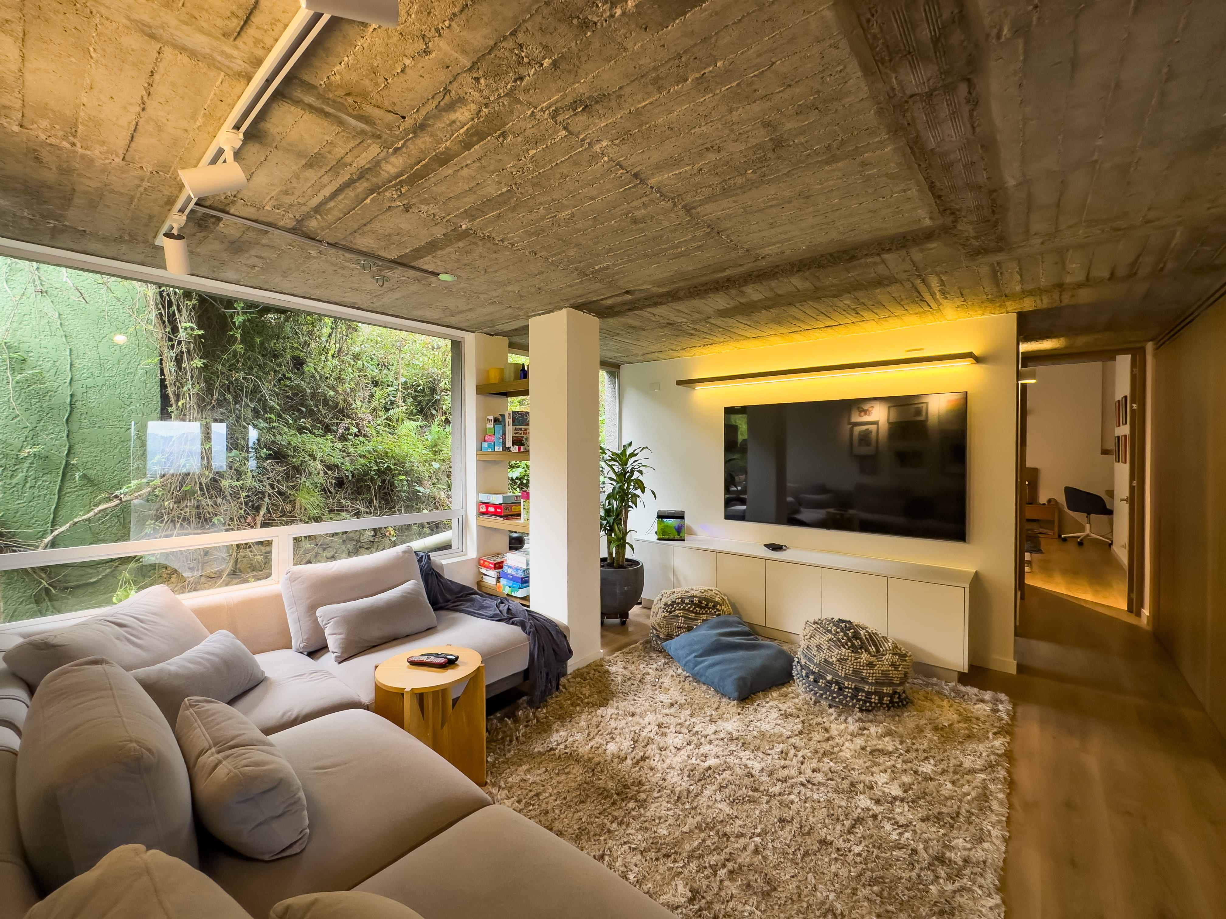 Casa en venta con jardín, en Sindamanoy.