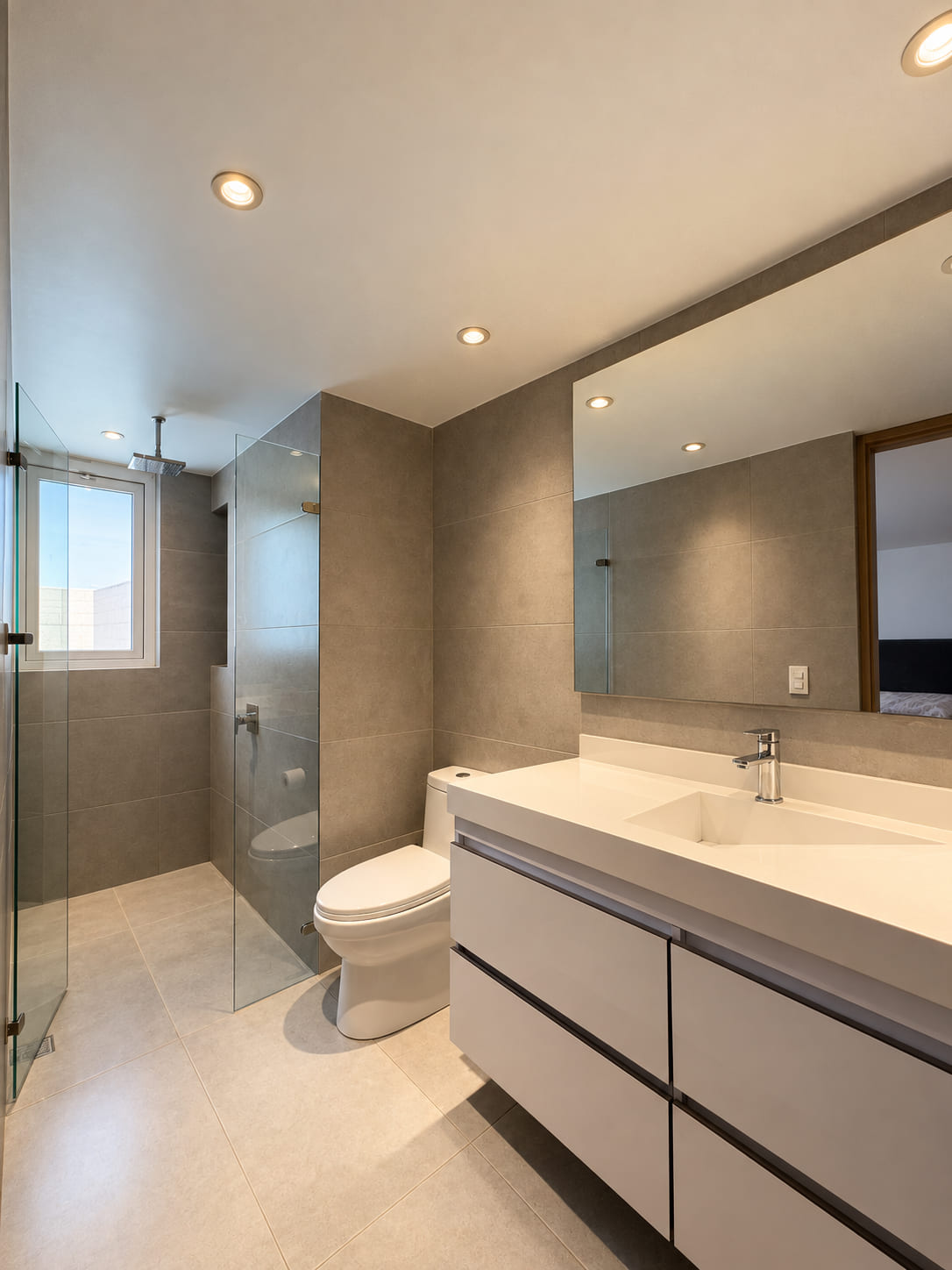 Penthouse con terraza en arriendo, Chico (Parque 93)