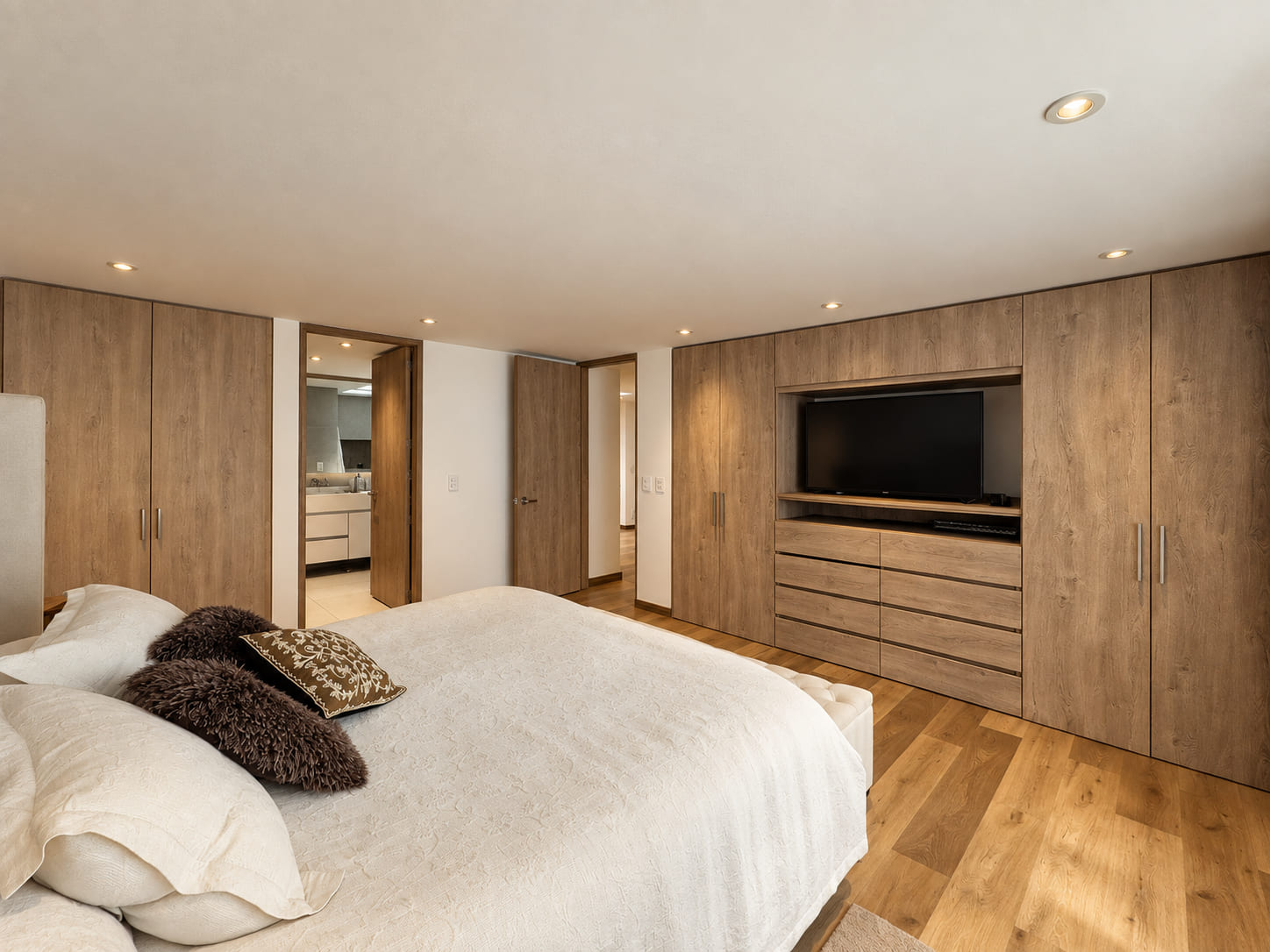 Penthouse con terraza en arriendo, Chico (Parque 93)