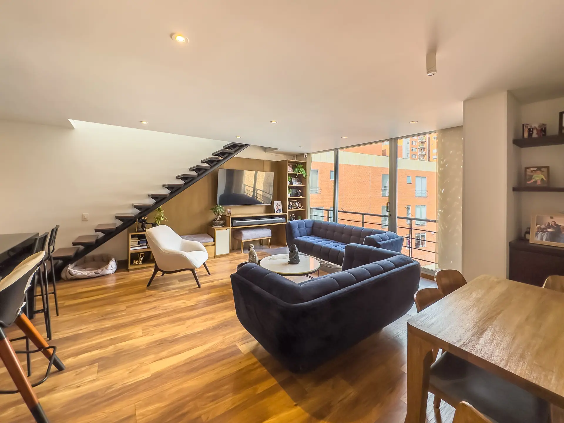 Apartamento con terraza en venta, Calleja Alta.