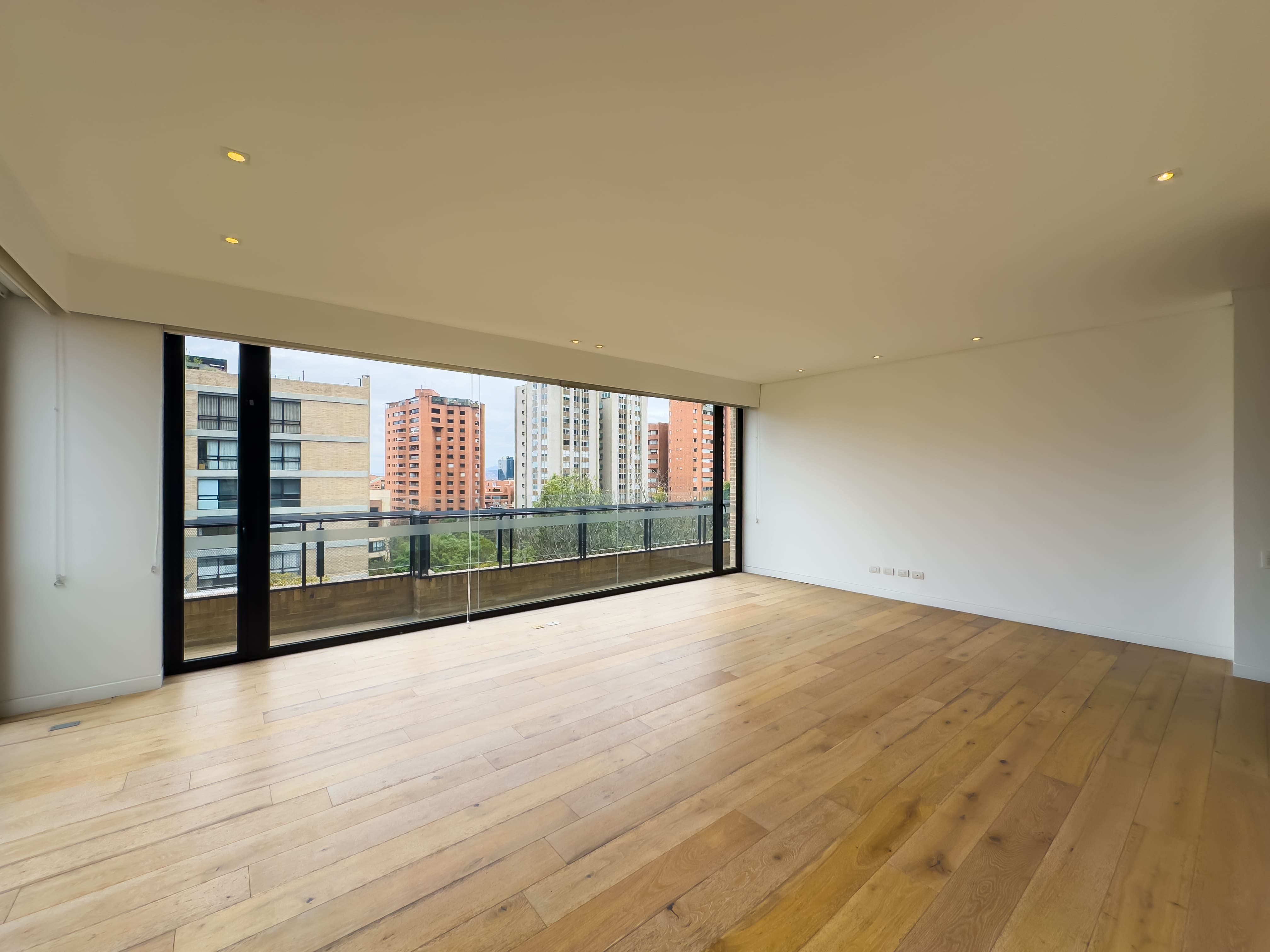 Penthouse triplex a la venta, Cabrera.
