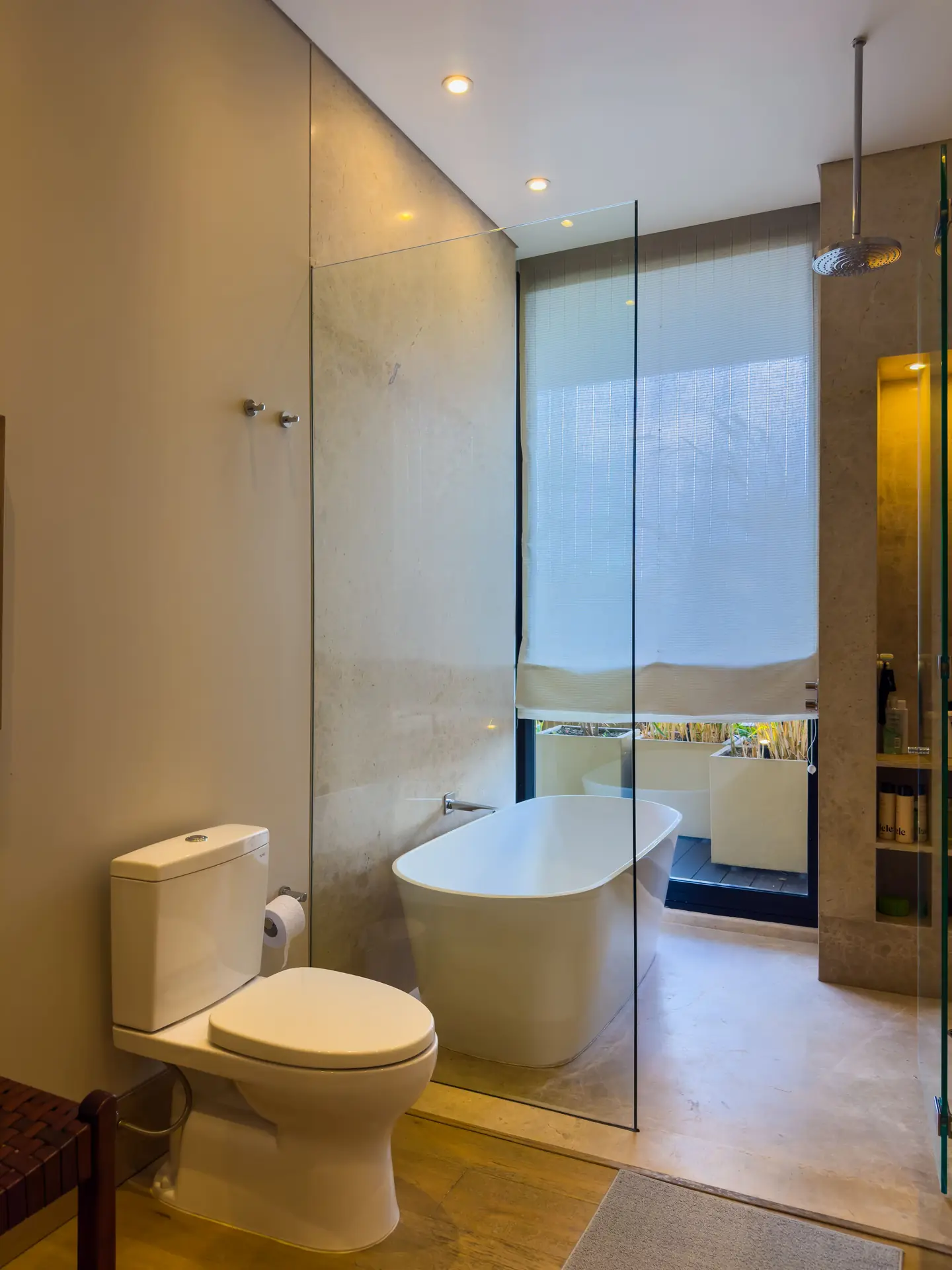 Apartamento en venta con terraza y zona verde, Santa Maria de los cerros.