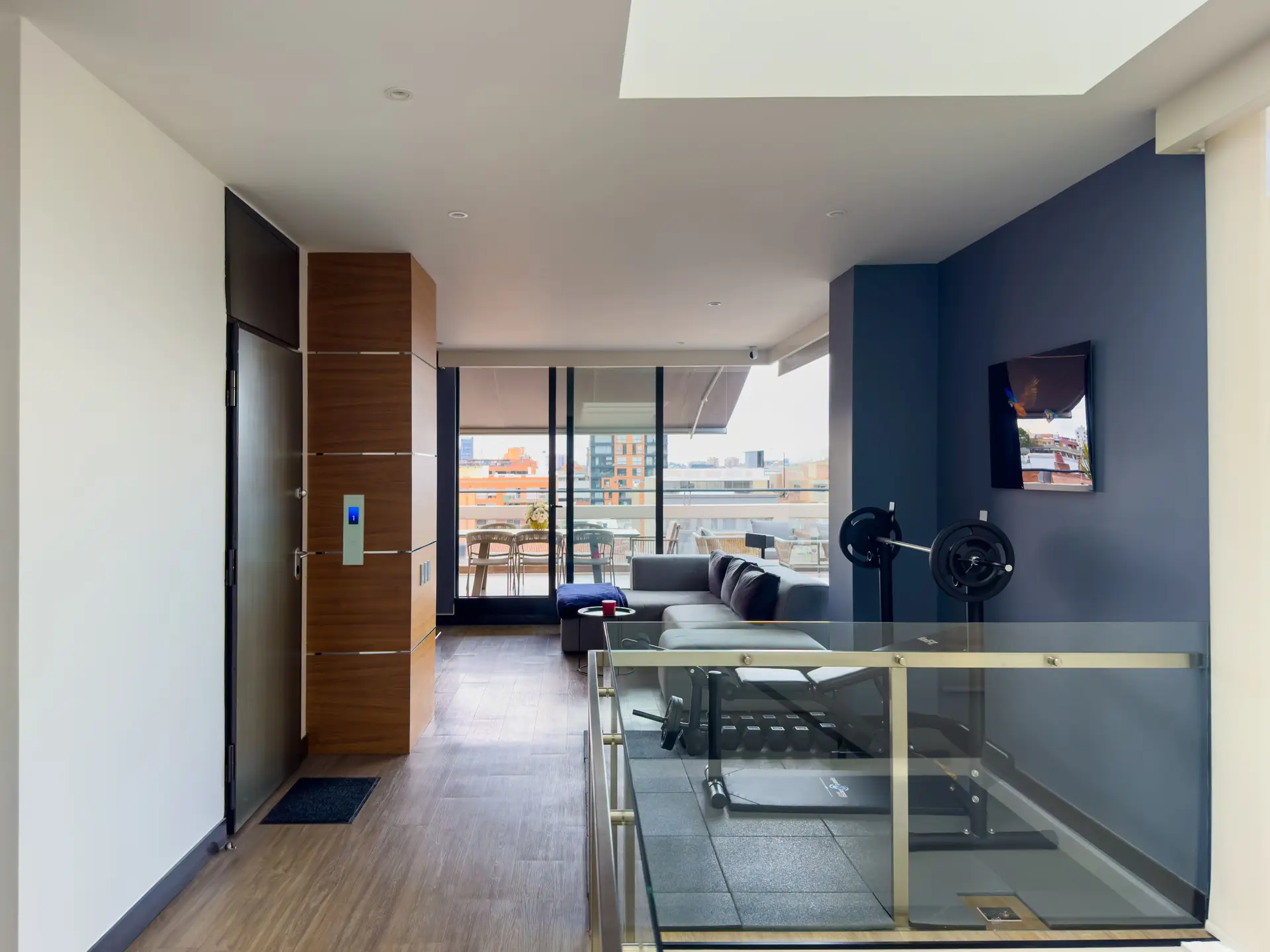 Penthouse en venta con terraza, Santa Paula.
