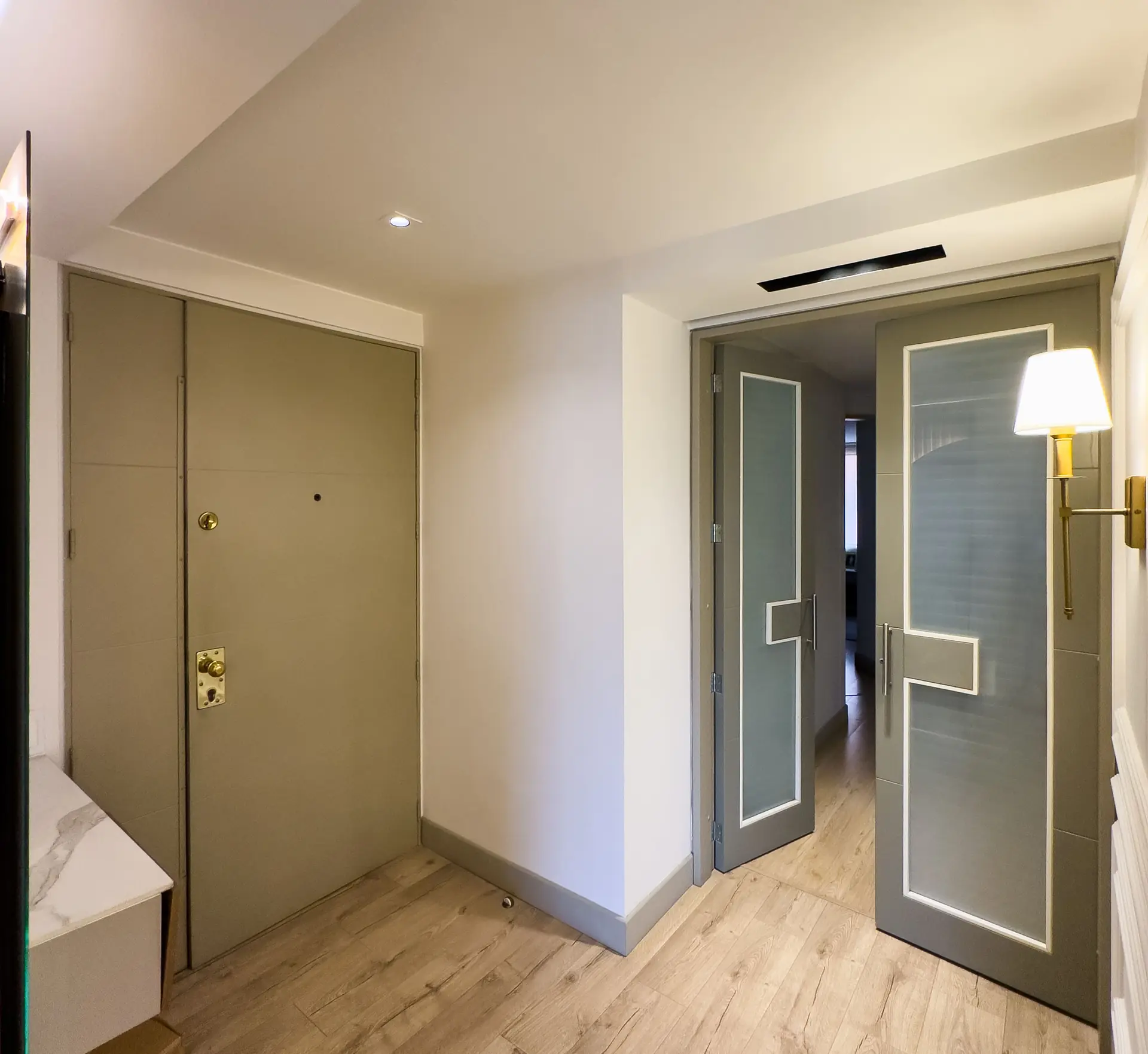 Apartamento REMODELADO exterior en venta, Rosales.