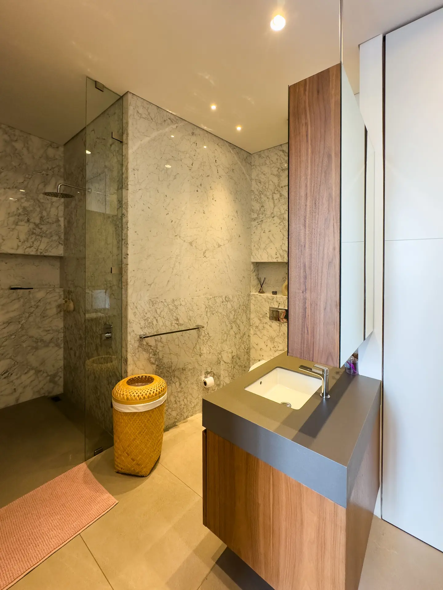 Penthouse con terraza en venta, Fiorhe.
