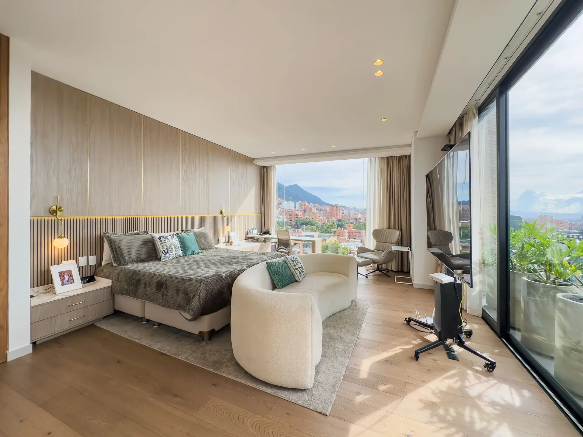 Penthouse con terraza en venta, Fiorhe.