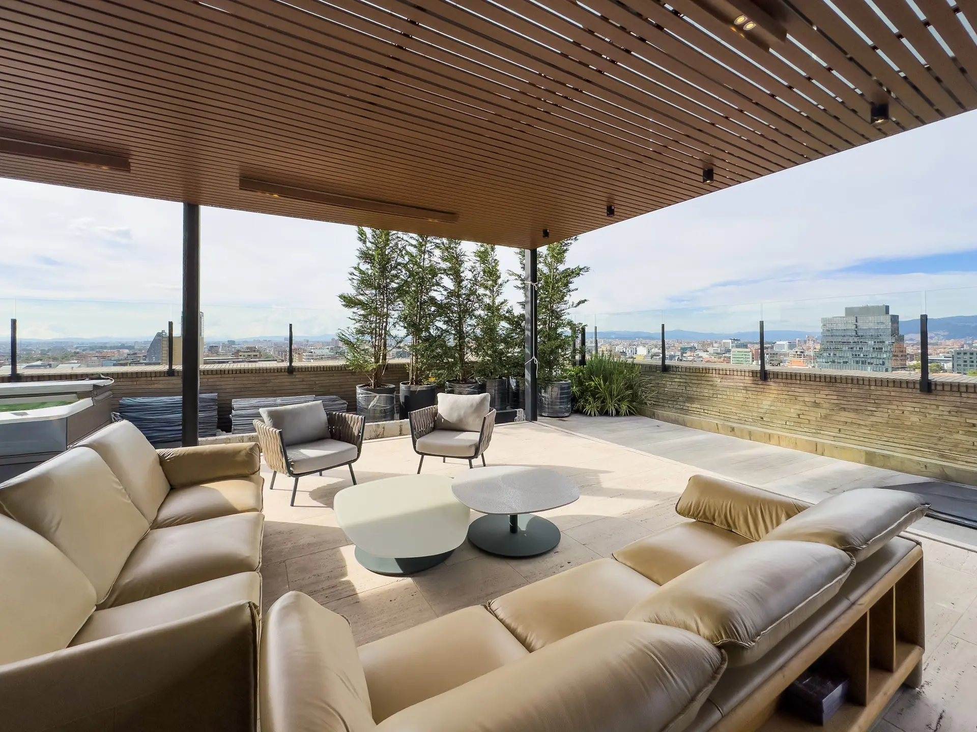 Penthouse con terraza en venta, Fiorhe.