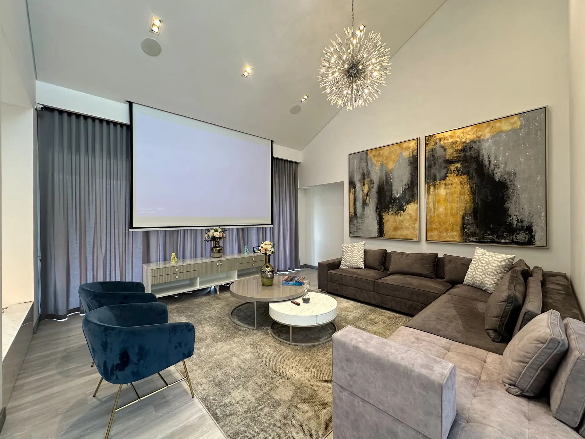 Casa con jardín y terraza a la venta, en Hato Grande