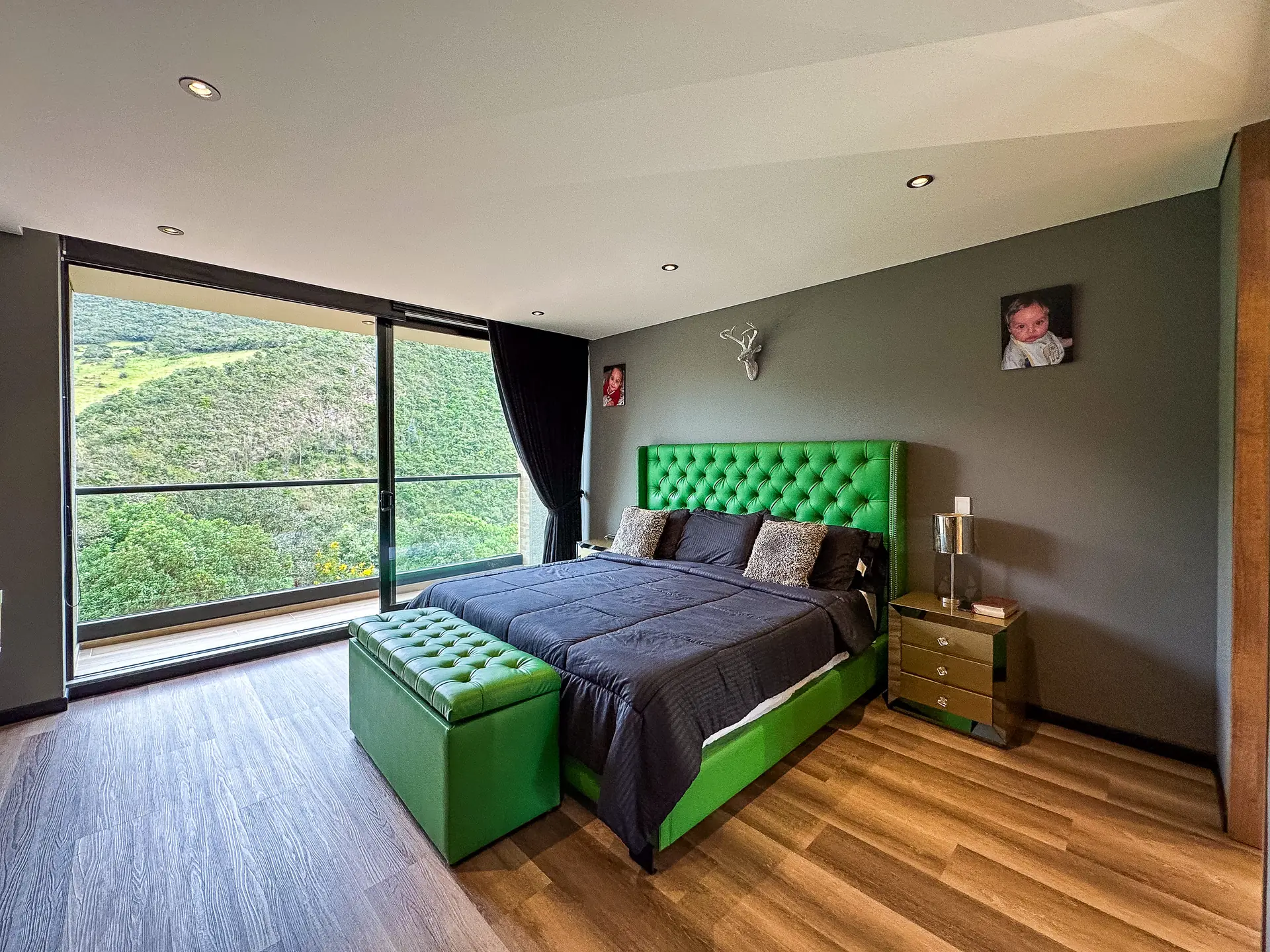 Casa con terraza y jardín en venta, en La Calera