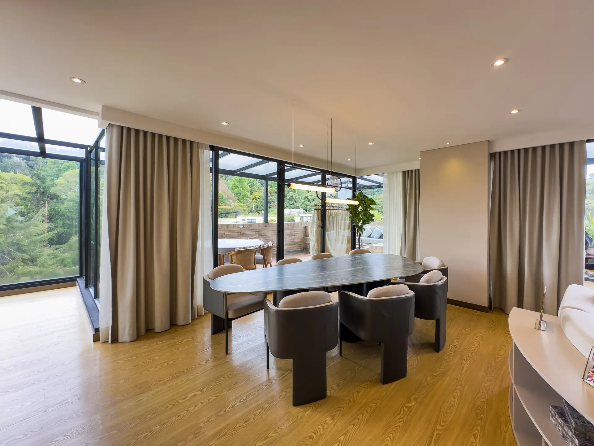 Penthouse con terraza a la venta, en Cerros de Suba.