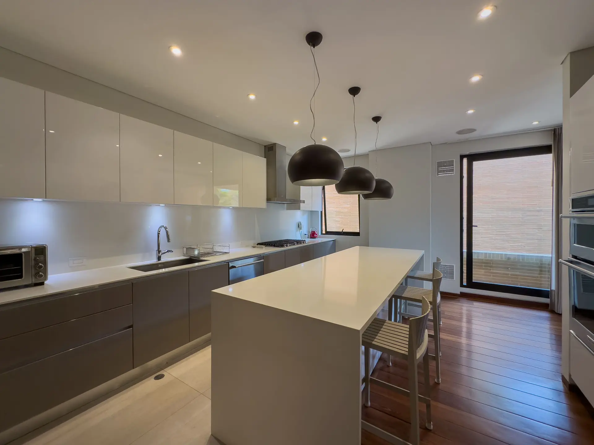 Apartamento con terraza en venta, chico oriental.